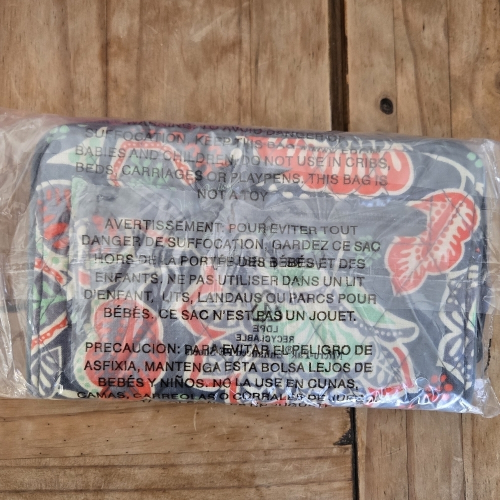 Vera Bradley Turn Lock Wallet - Picture 5 of 5